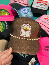 Load image into Gallery viewer, Cultured Pearl Trucker Chain
