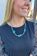 Load image into Gallery viewer, Texline Turquoise Necklace