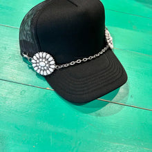 Load image into Gallery viewer, Large Silver &amp; White Concho Trucker Chain