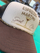 Load image into Gallery viewer, Small Paperclip Trucker Hat Chain